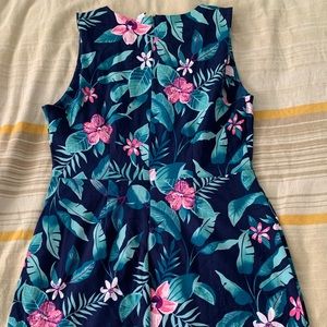 Old Navy sleeveless green and pink Flower Dress